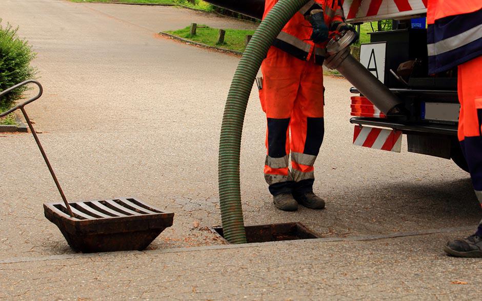 tarif plombier débouchage canalisation Neauphle-le-Château